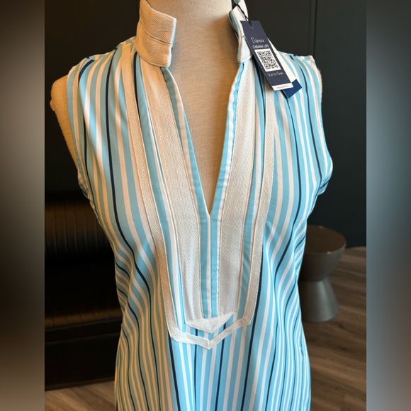 Sleeveless tunic dress/ coverup in blues & white atrioe pattern - Picture 3 of 12